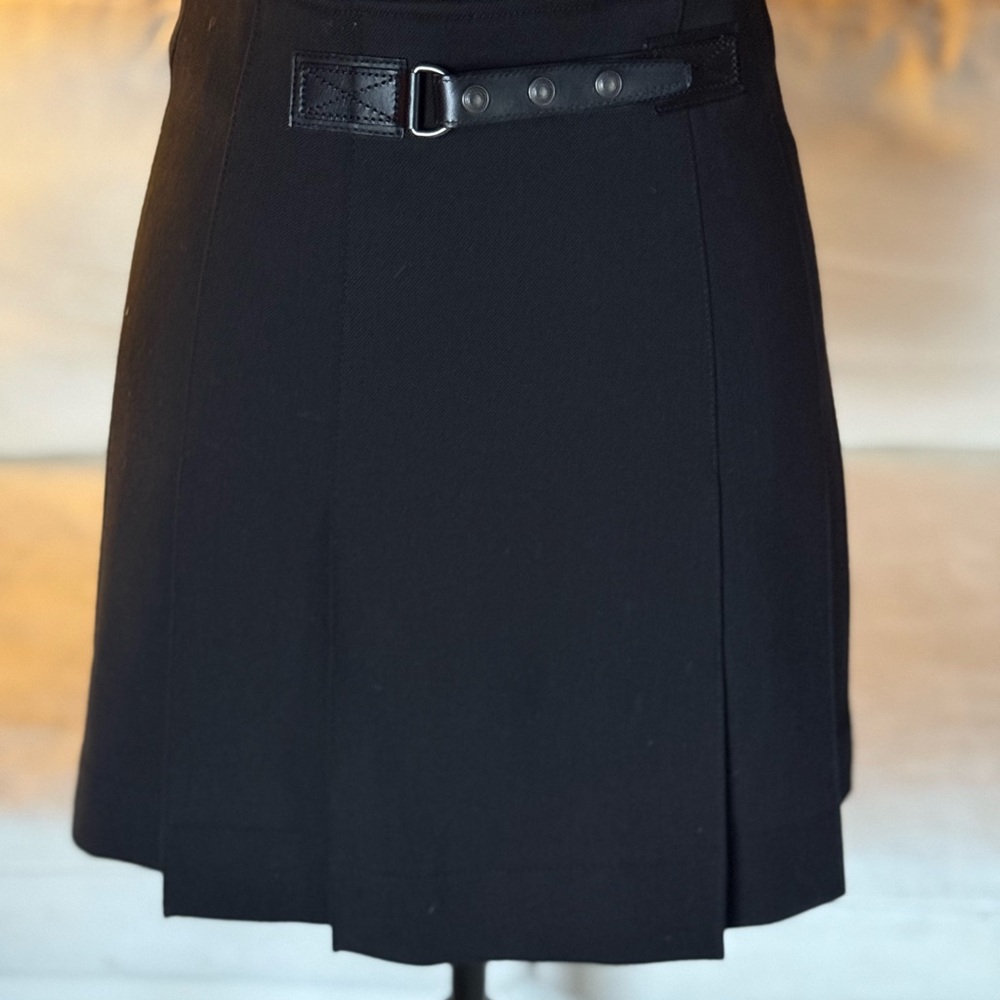 Burberry Black Mini Skirt with Belt Detail